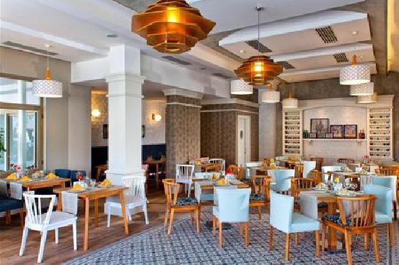 Grand Park Lara Hotel
