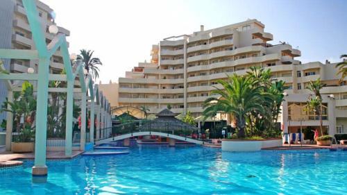 Apartamento Benal Beach 327