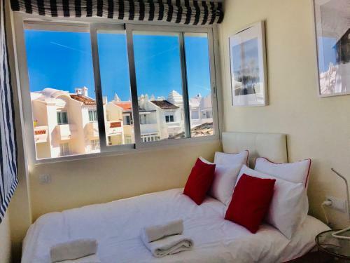 Luxury Apartament In Marina
