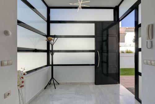 Villa In Puerto Marina With Private Pool