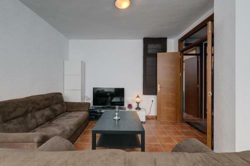 Villa In Puerto Marina With Private Pool