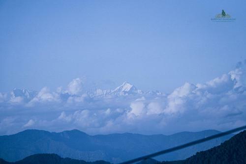 Villa Serene Bungalow In Foothills Of Himalayan Range