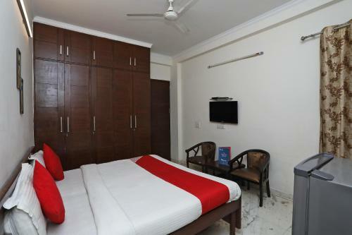 Hotel Collection O 14471 Red Flag Residency