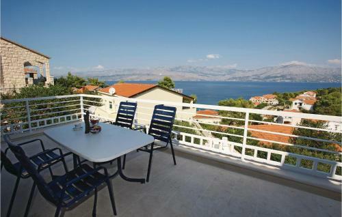 Holiday Home Mala Lozna II