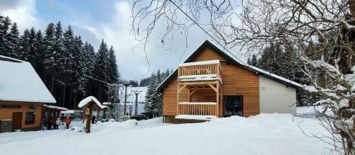 Apartm�ny Mezivod�