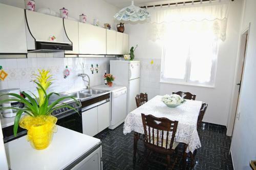 Apartments With Wifi Pula - 15813