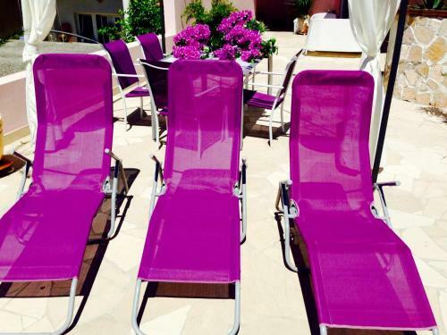 Apartments Marhela Jakov