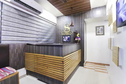 Oyo 82082 Hotel Down Town