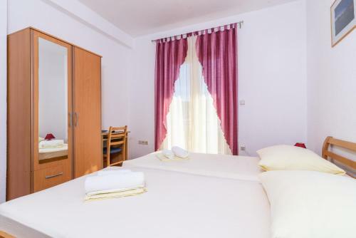 Apartments Neve