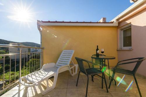 Apartments Neve