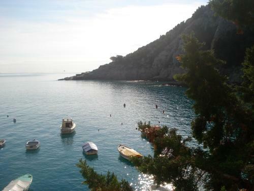 Hostal Guesthouse Villa Galovic