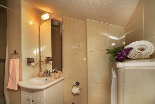 Apartments Caralipeo