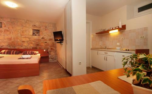Apartments Caralipeo