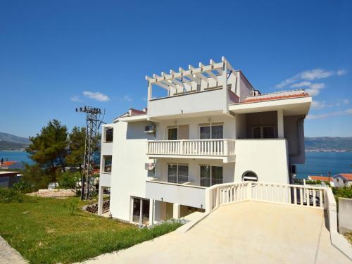 Apartment Slatine 5