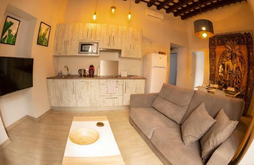 Poniente, �ntimo Apartamento En El Coraz�n De C�diz