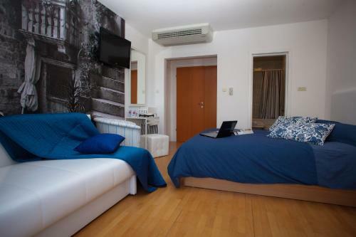 Apartamentos Makarska City Bay Studios