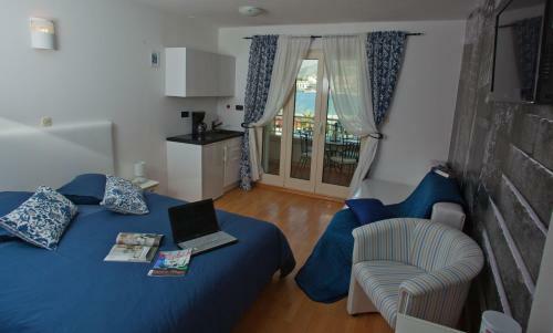 Apartamentos Makarska City Bay Studios