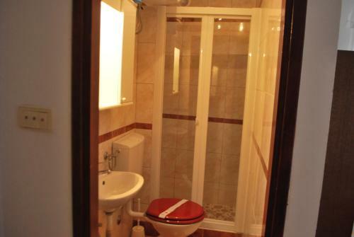 Hostal Guesthouse Romana