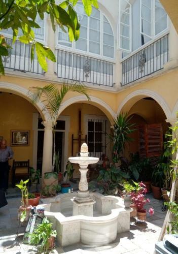 Casa Del Anticuario Apartments