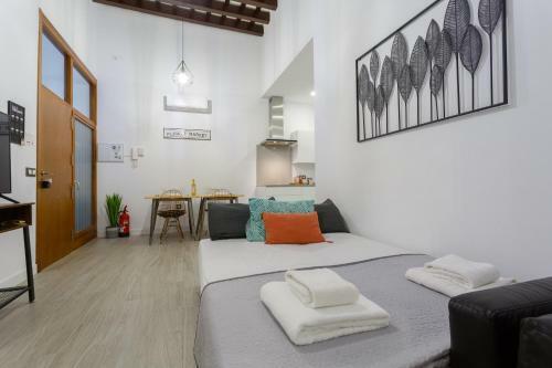 Cruise Adapted Apartment By Cadiz4rentals