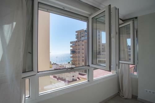 Playa Victoria Deluxe Apartment