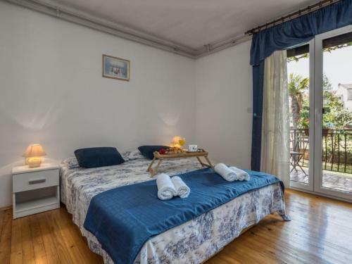 Apartments Folo