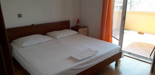Apartments And Rooms Nediljko