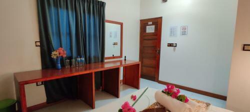 Hostal Equator Holiday Inn