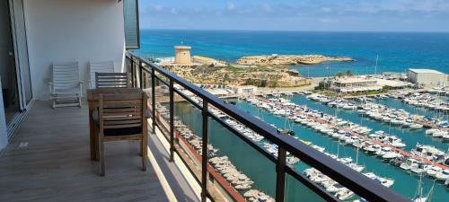 La Isleta Sea View Beach Apartment - Front Line