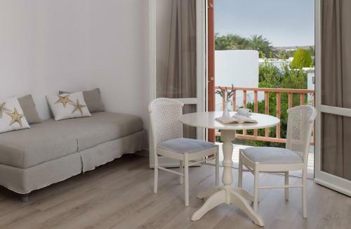 Hotel Yria Resort