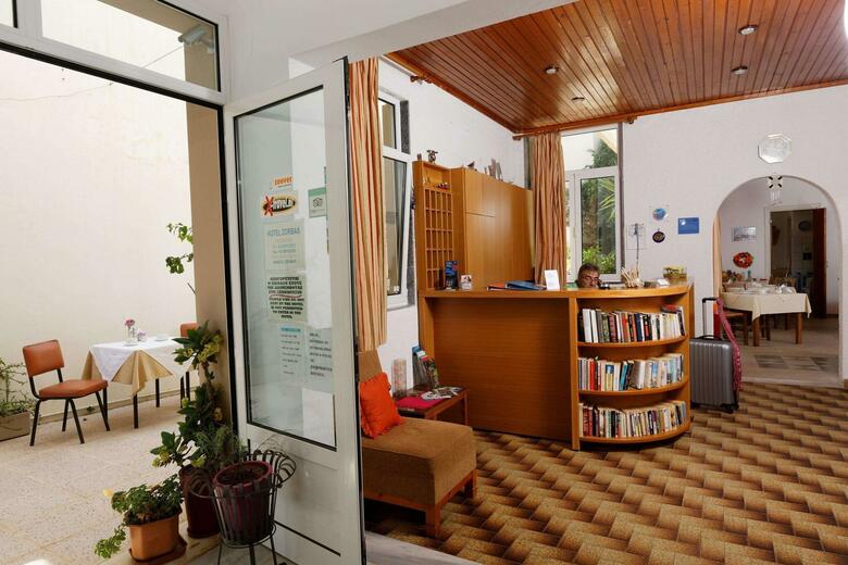 Zorbas Hotel