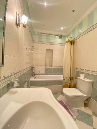 Apartamento ????? ????? ??????! / Center Almaty