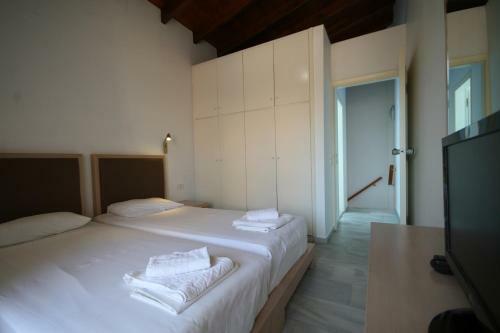 Elma's Dream Apartments & Villas