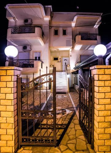 Hotel Tsironis Rooms