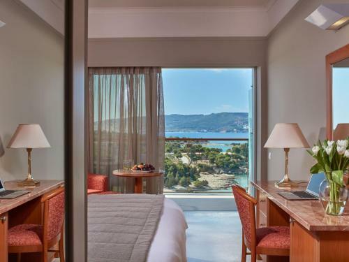 Hotel Aks Hinitsa Bay
