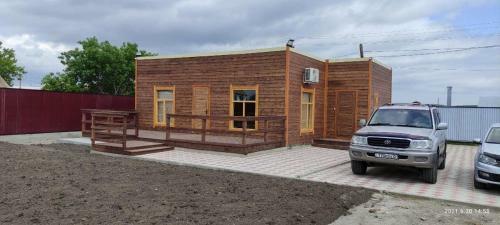 Zhanuya House