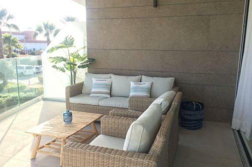 Apartamento Lujo A Estrenar 1� Linea Playa Y Golf