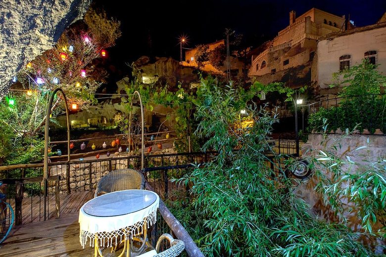 Oyku Evi Cave Hotel