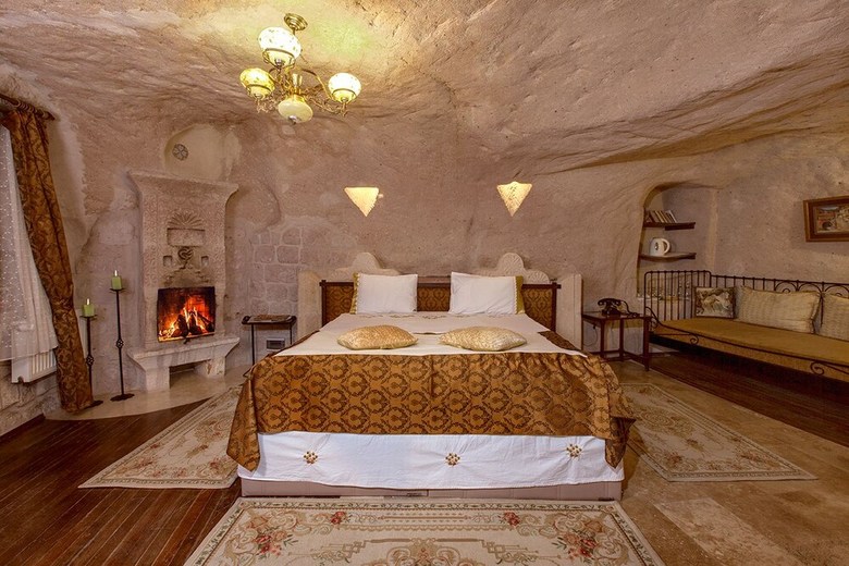 Oyku Evi Cave Hotel