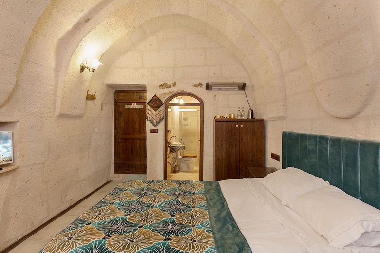 Oyku Evi Cave Hotel