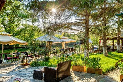 Posada Park Mandalin Hotel