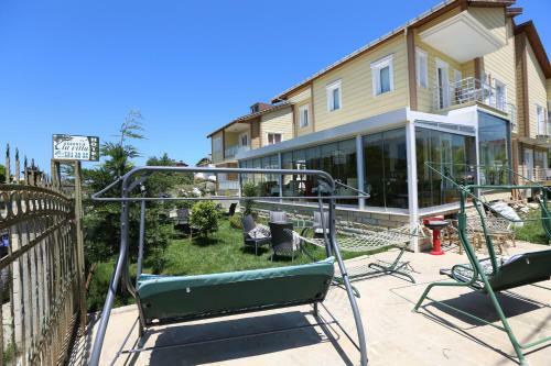 Assortie La Villa Hotel