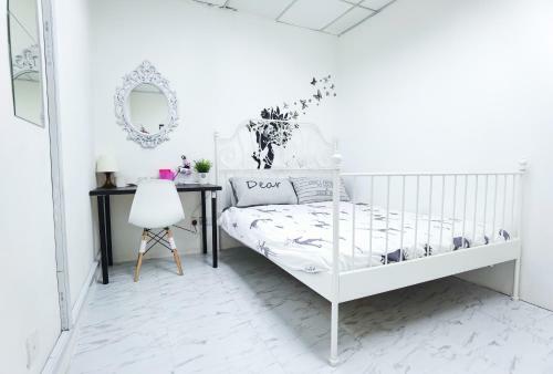 Albergue G Traveler Accommodation