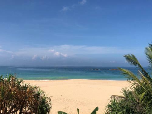 Villa Chenda Beach House