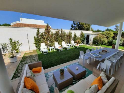 Villa Luxury Ocean View 100m From The Beach And Pool !!!