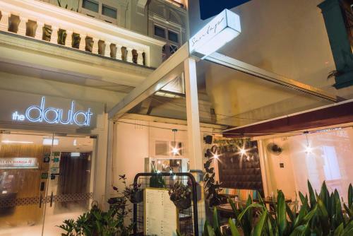 The Daulat By Hotel Calmo