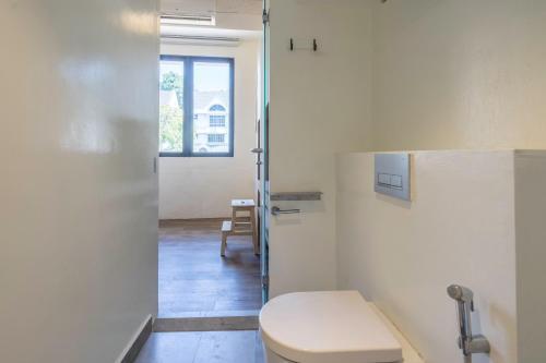 Hotel Vista Studio Loft Suites (staycation Approved)