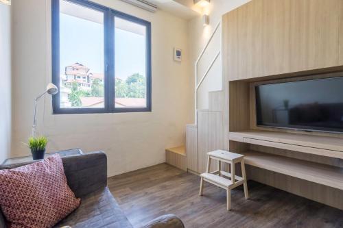 Hotel Vista Studio Loft Suites (staycation Approved)