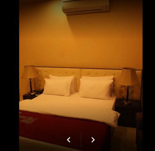Grand Regent Hotel And Suites