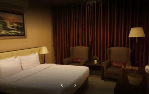 Grand Regent Hotel And Suites